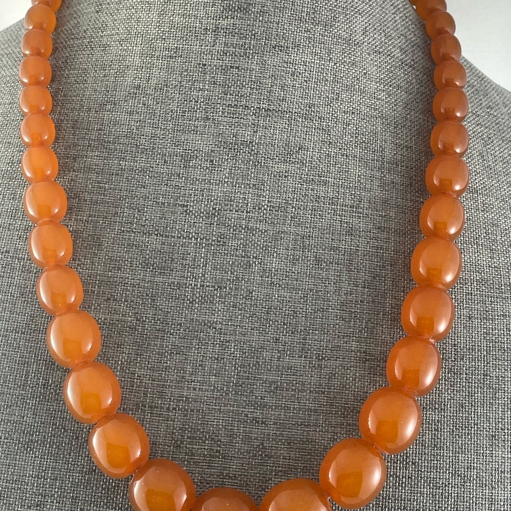 Elegant Amber Beaded Necklace